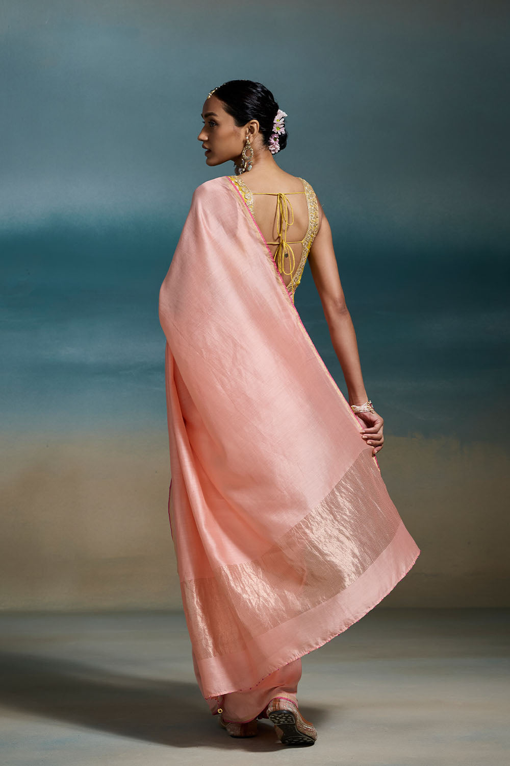 Dhriti Dressfolk
