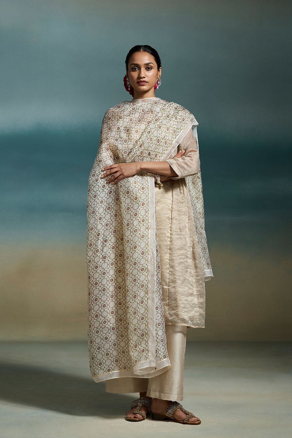 Tanuja Dressfolk
