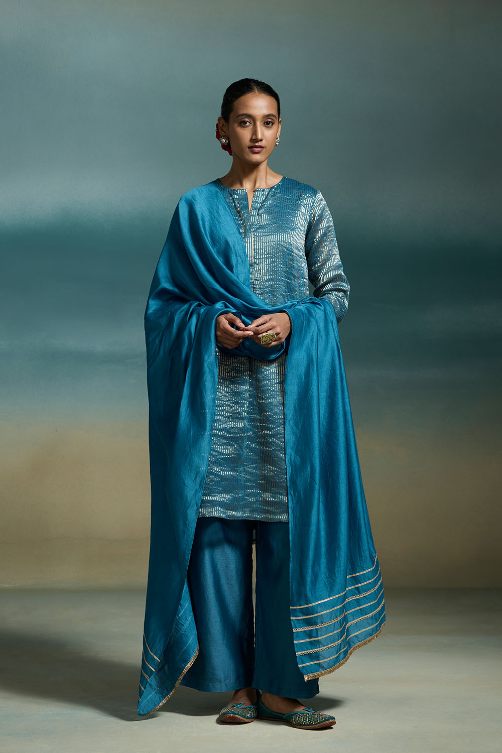 Sharvari Dressfolk