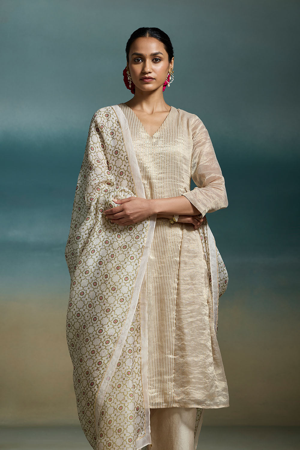 Tanuja Dressfolk