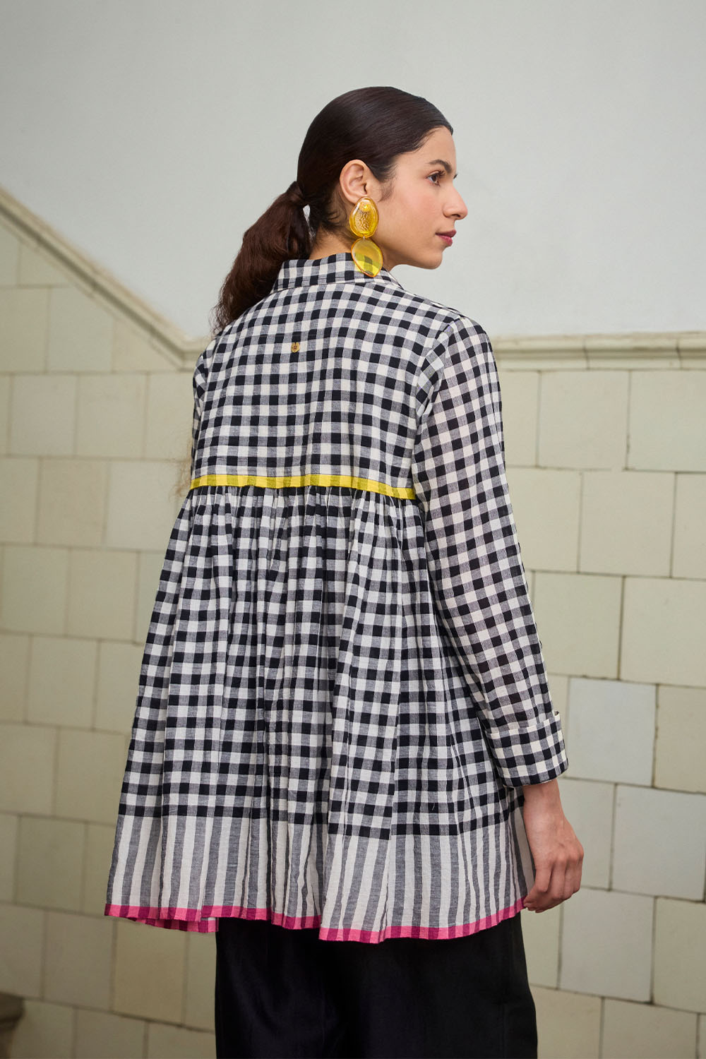 Check Play Dressfolk
