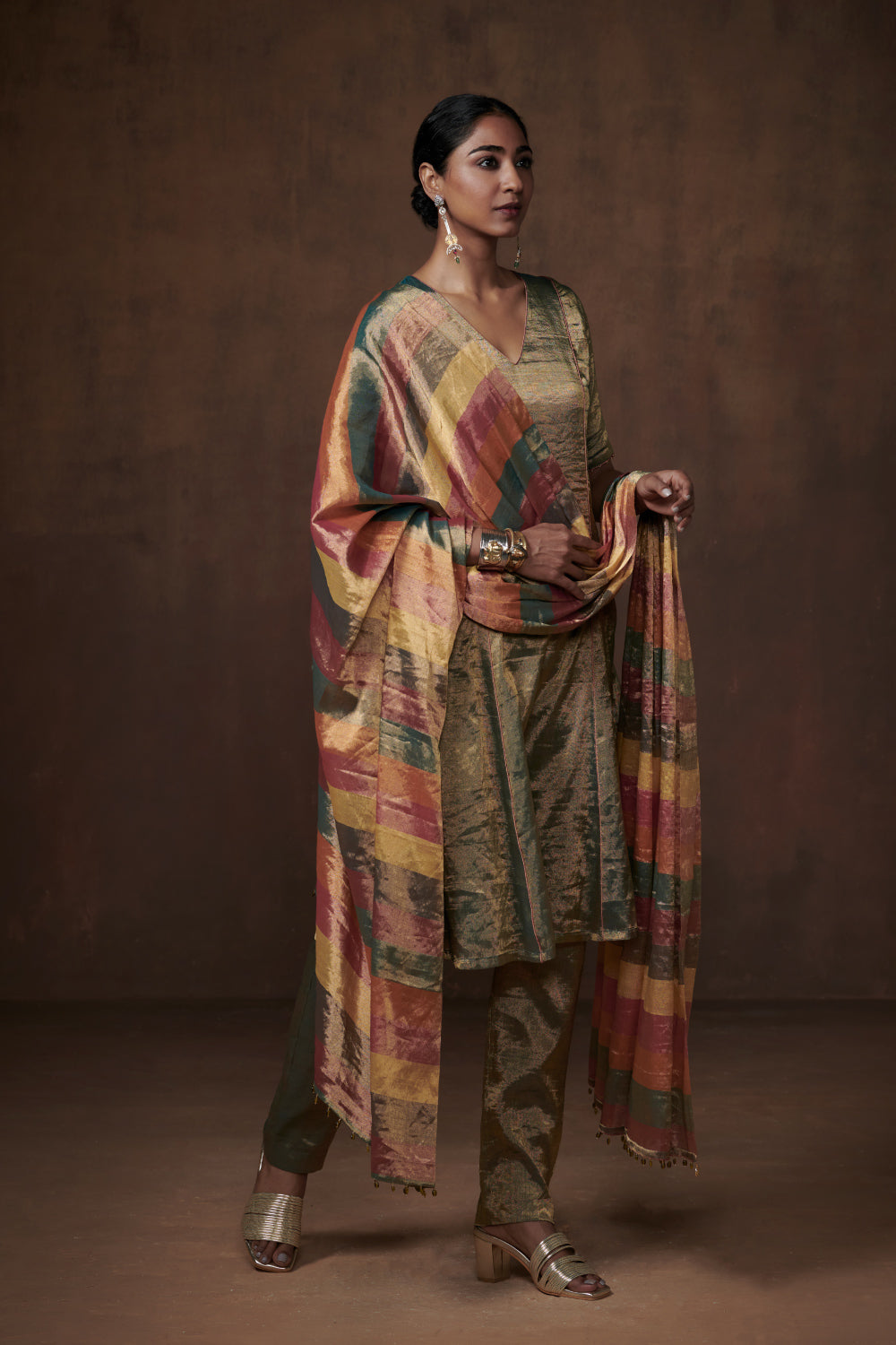 Prerna Dupatta Dressfolk