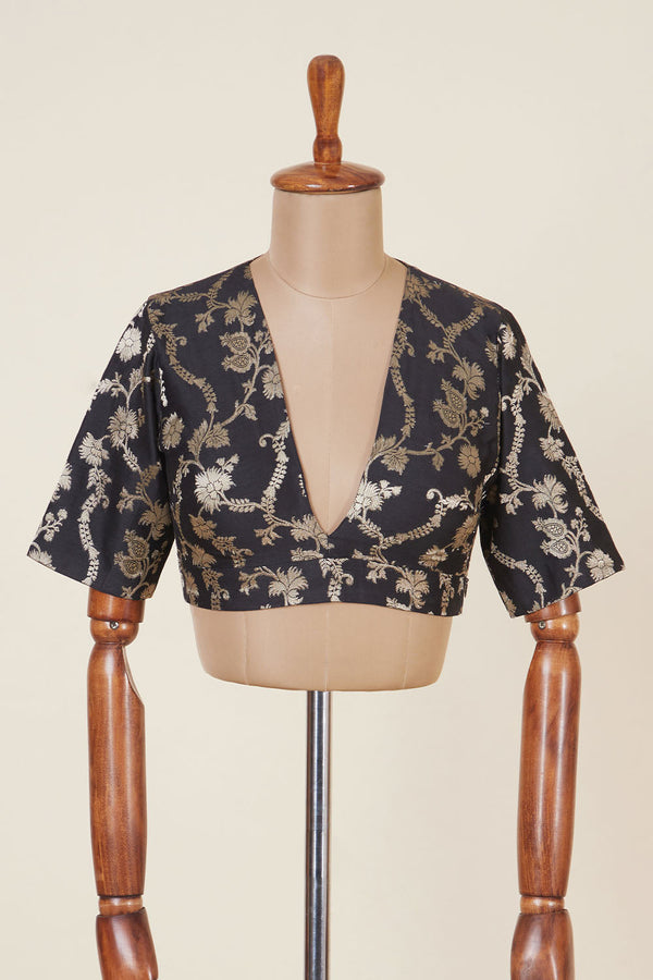 Safeena Dressfolk