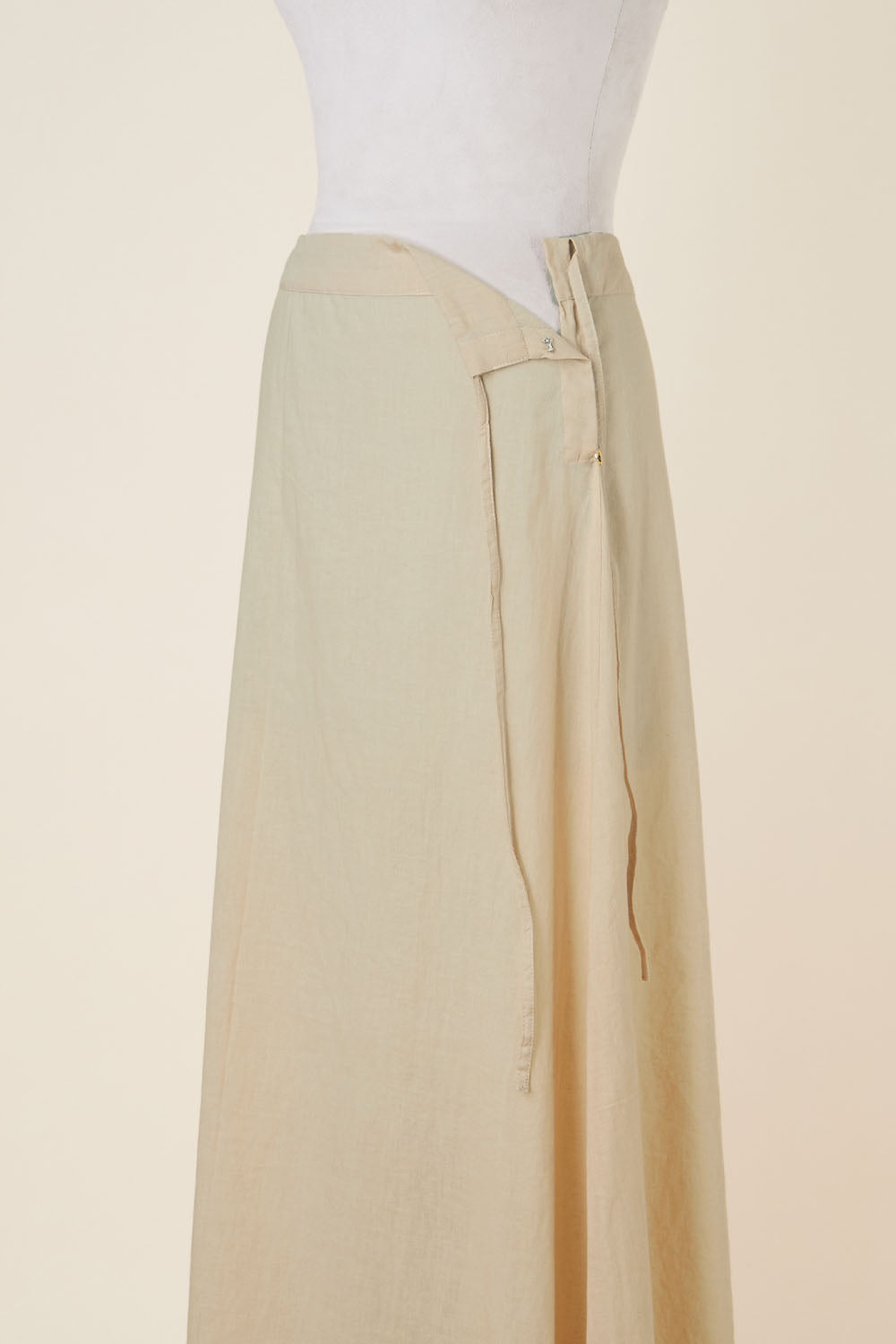 Underskirt - Beige Dressfolk