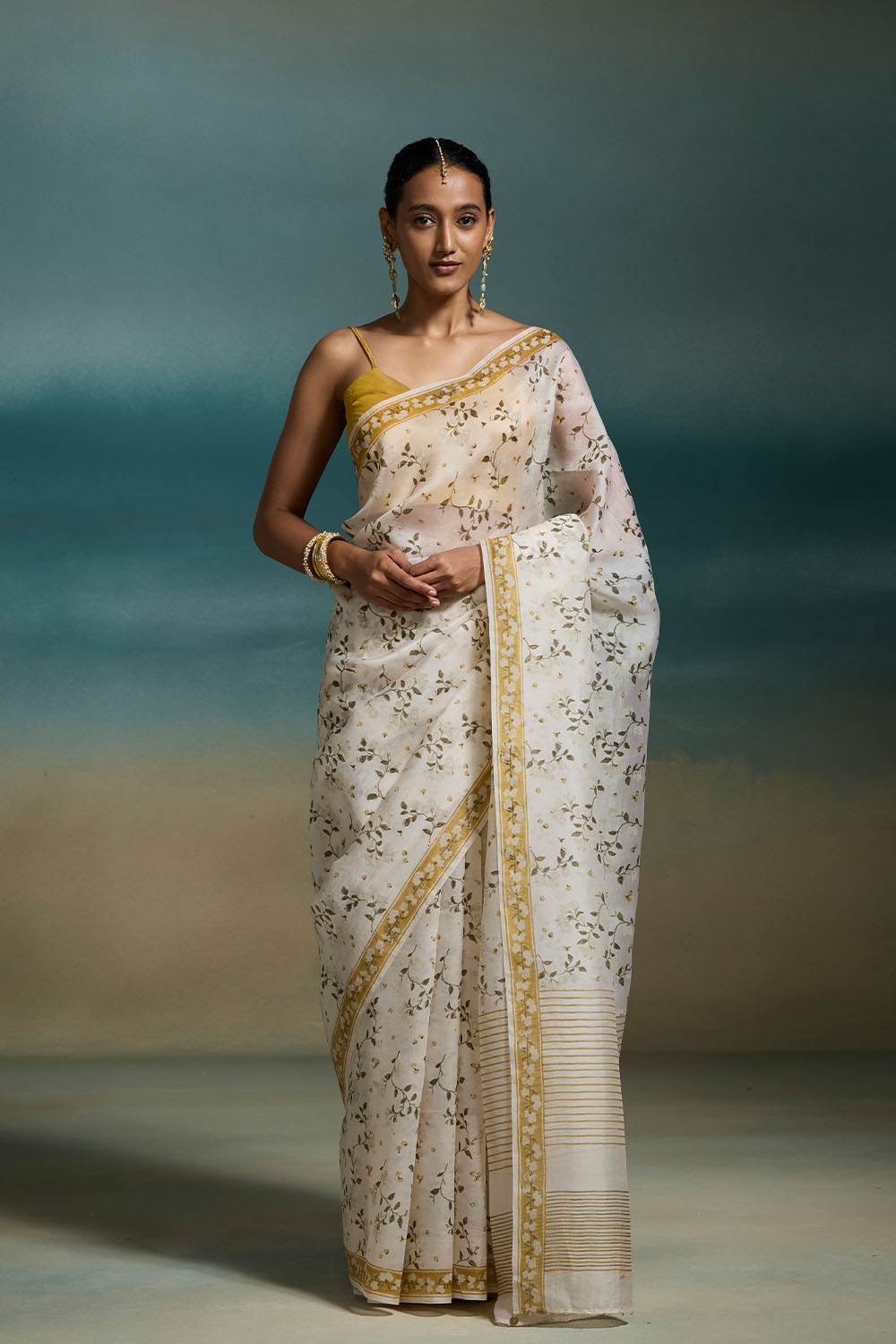 Lavya Dressfolk